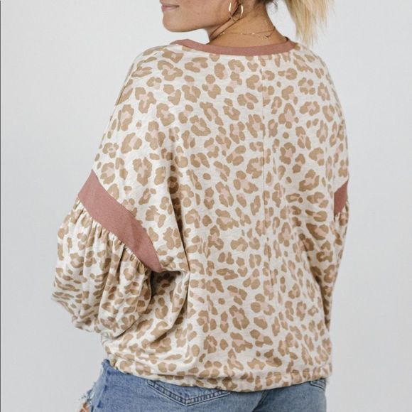 Leopard print top - Picture 2 of 4